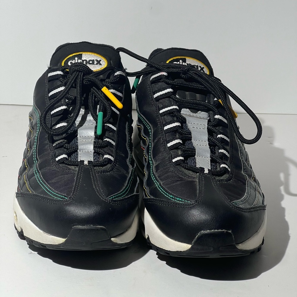 Nike‎ Airmax 95 windbreaker men’s size 7